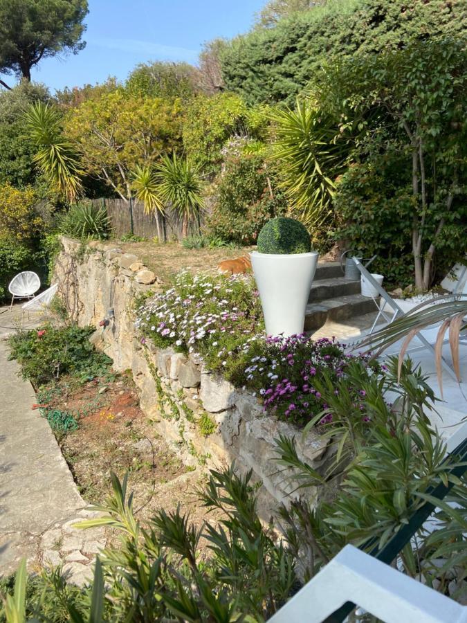 La Maison De Doms Avec Jacuzzi Et Vue Mer Cassis Eksteriør bilde