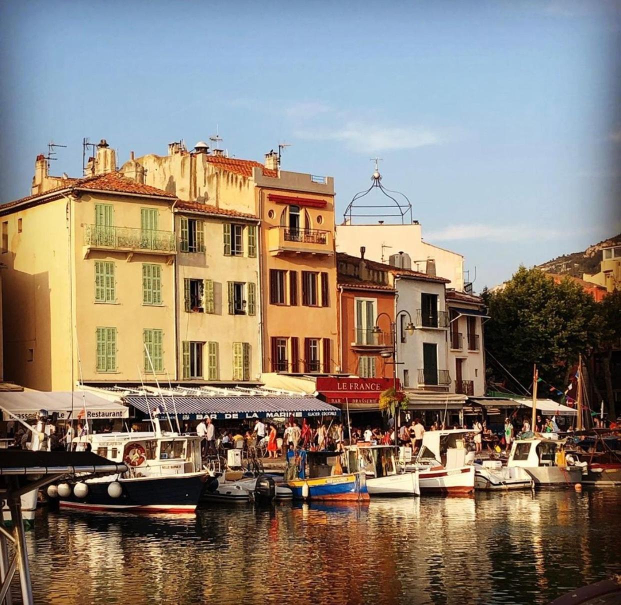 La Maison De Doms Avec Jacuzzi Et Vue Mer Cassis Eksteriør bilde